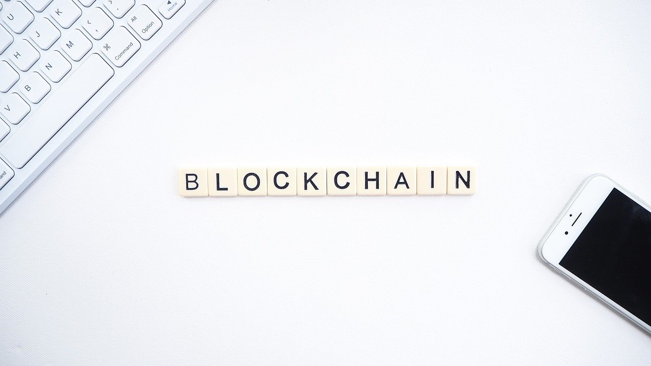 The Role of Blockchain Technology in Crypto Currency